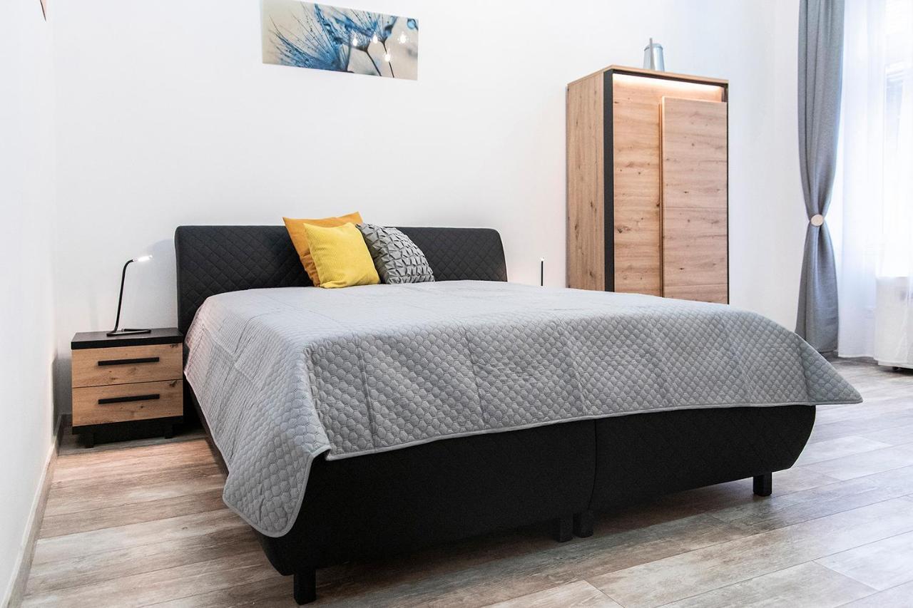 Astoria Tiny Apartment Budapest Kültér fotó